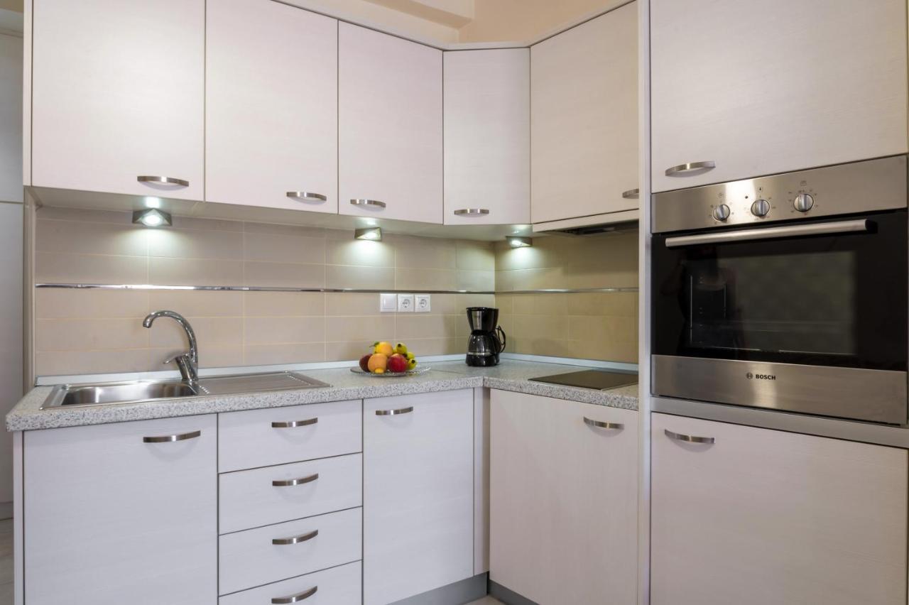 أرغوستولي Rouchotas Apartments المظهر الخارجي الصورة