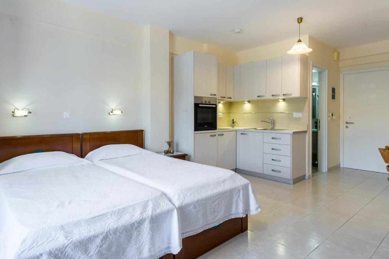 أرغوستولي Rouchotas Apartments المظهر الخارجي الصورة