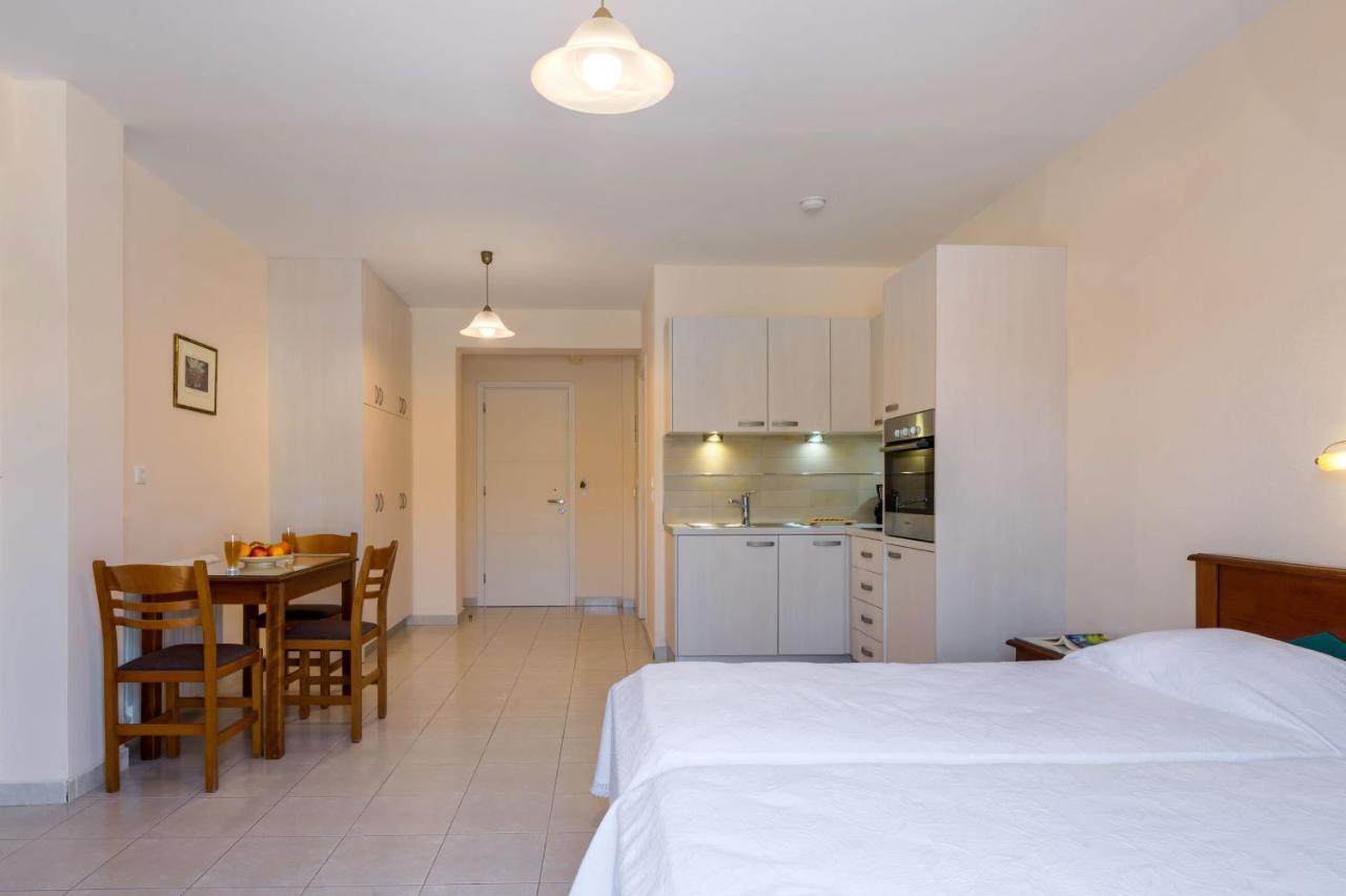 أرغوستولي Rouchotas Apartments المظهر الخارجي الصورة