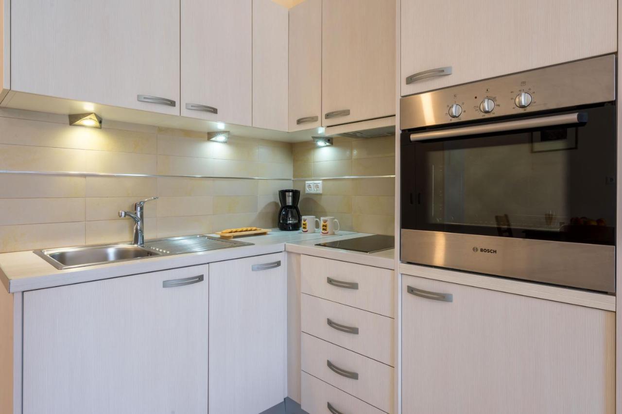 أرغوستولي Rouchotas Apartments المظهر الخارجي الصورة